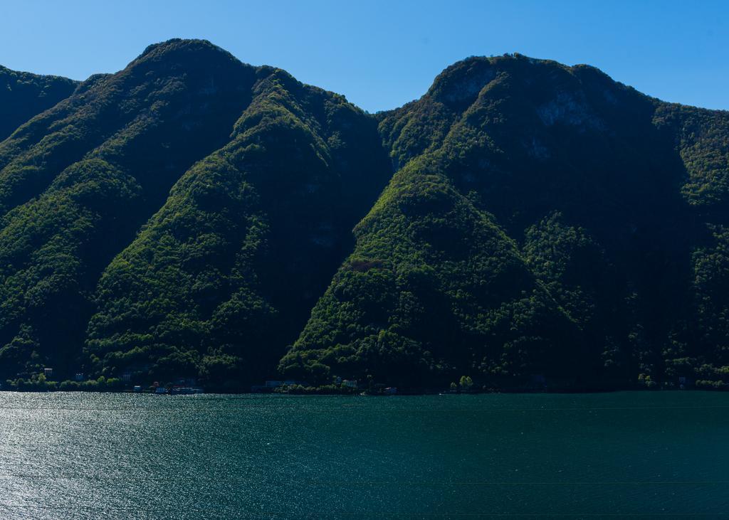 Tra Lago E Montagna Baita La Morena Nesso Exterior foto